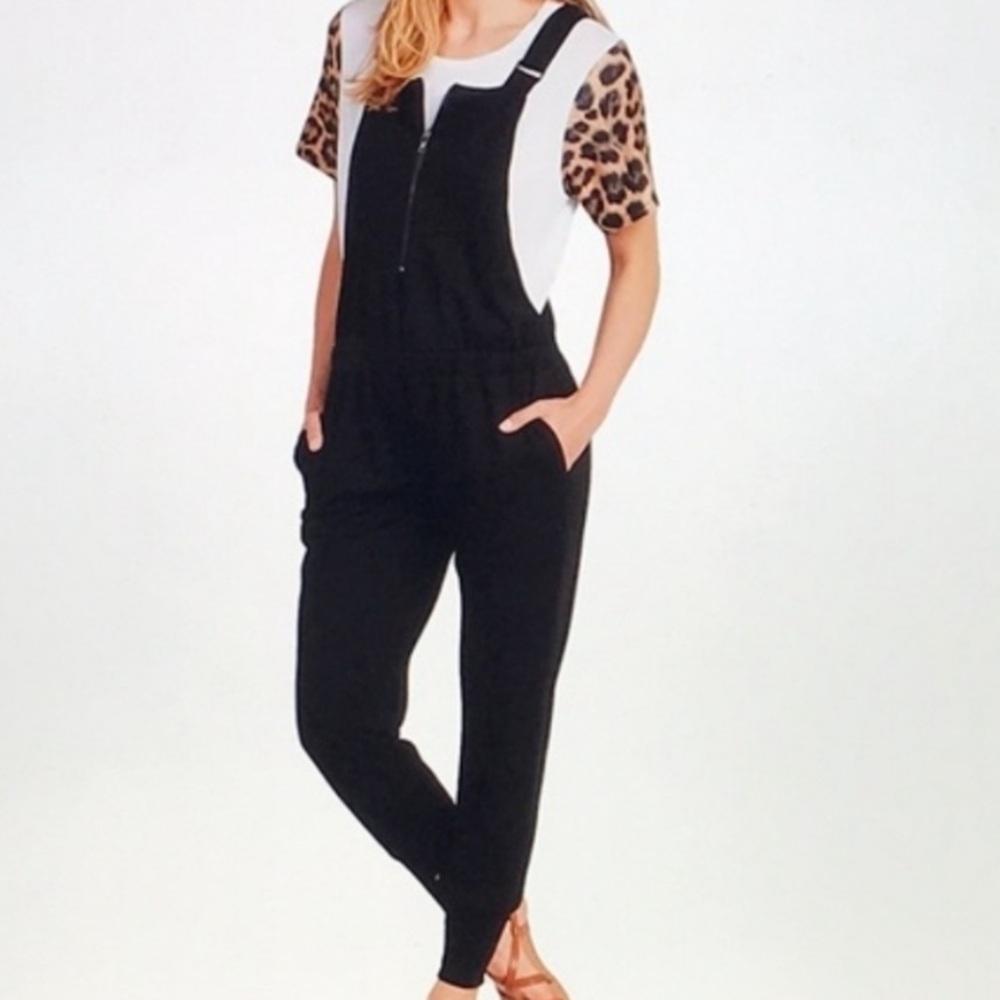 Terez Woman’s Jumpsuit NWT - Size Small. Zip-Up Front Jogger Tapered Leg